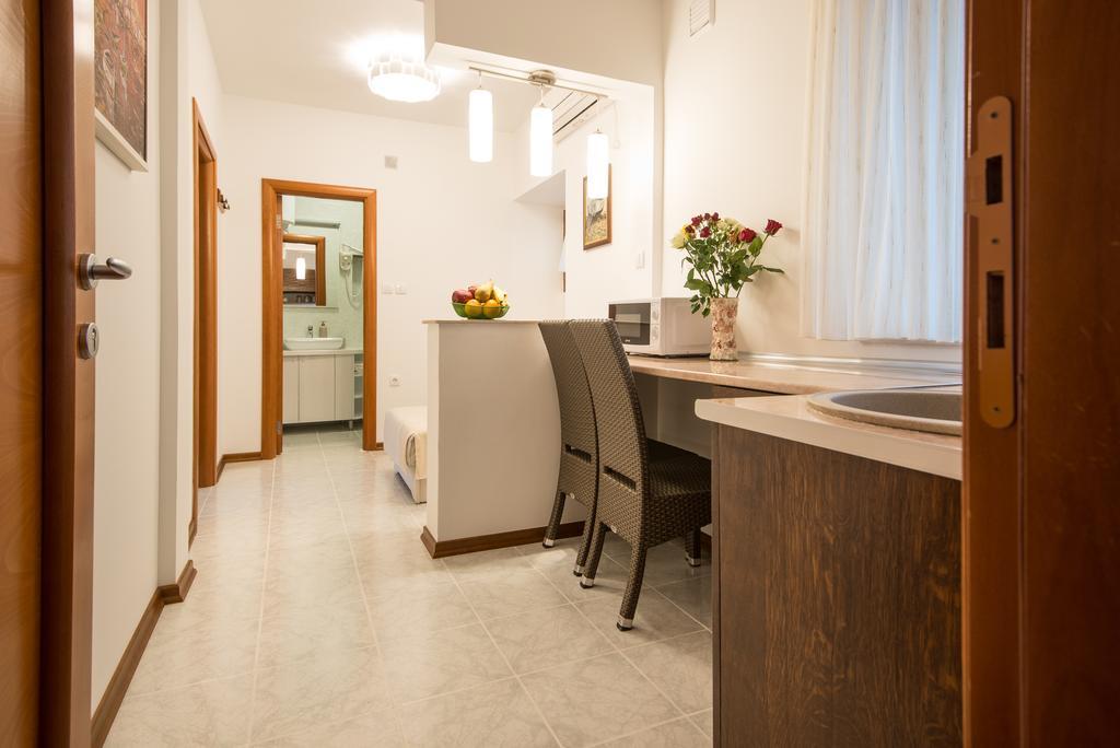 Apartments Babilon Kotor Bagian luar foto