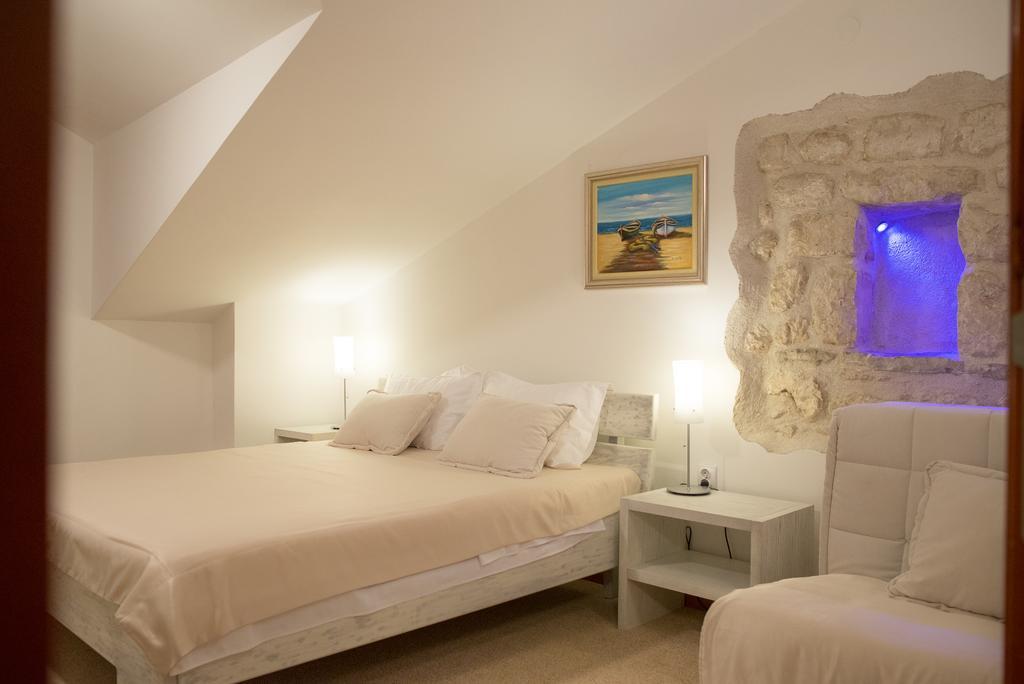 Apartments Babilon Kotor Bagian luar foto