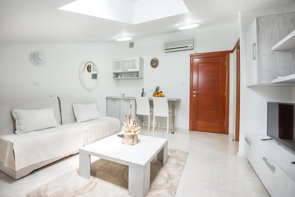 Apartments Babilon Kotor Bagian luar foto